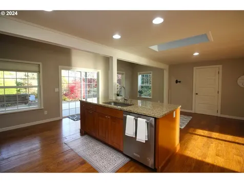 1354 N Nutmeg Street Coquille OR 97423