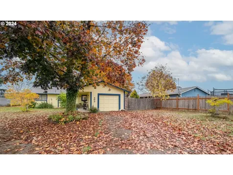 303 Trillium Place Lebanon OR 97355