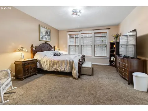 13200 NE 36th Place Vancouver WA 98686