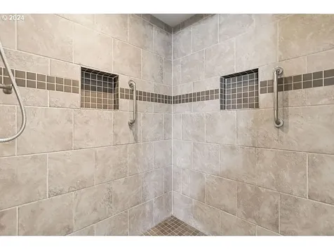 13200 NE 36th Place Vancouver WA 98686