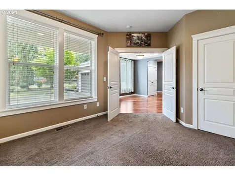 13200 NE 36th Place Vancouver WA 98686