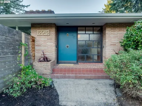 15015 NE Multnomah Street Portland OR 97230