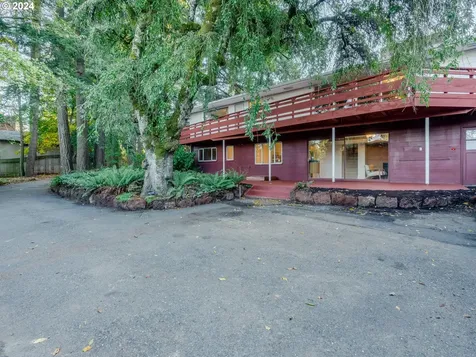 15015 NE Multnomah Street Portland OR 97230