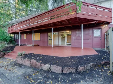 15015 NE Multnomah Street Portland OR 97230