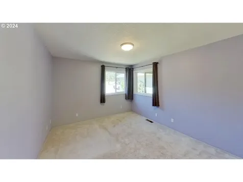 252 Lupine Lane Roseburg OR 97471