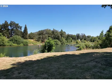252 Lupine Lane Roseburg OR 97471
