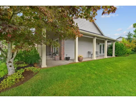 2078 Se Rhododendron Avenue Dallas OR 97338