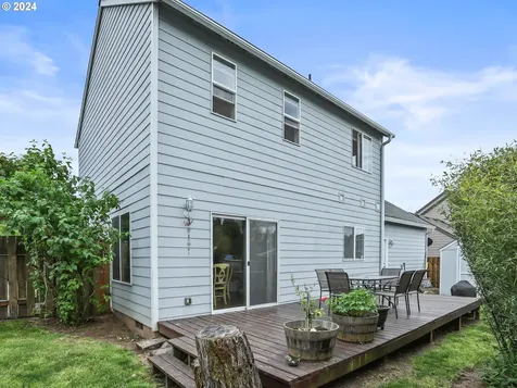 16159 Se Blooming Lane Clackamas OR 97015