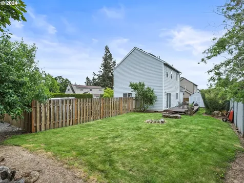 16159 Se Blooming Lane Clackamas OR 97015