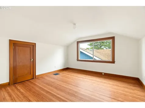 6304 N Curtis Avenue Portland OR 97217