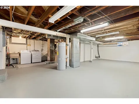 6304 N Curtis Avenue Portland OR 97217