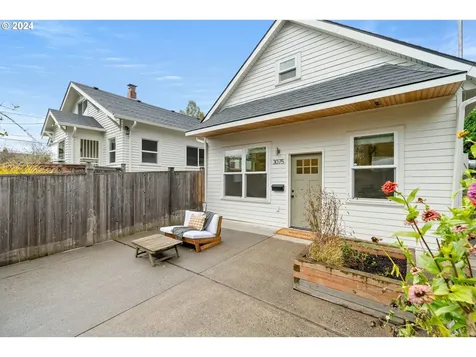 6304 N Curtis Avenue Portland OR 97217