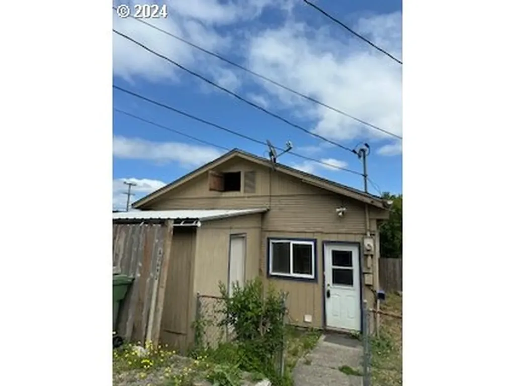 63693 Woodstock Road Coos Bay OR 97420