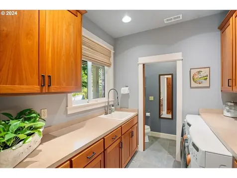 24180 Sw Gage Road Wilsonville OR 97070