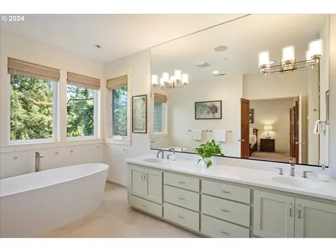 24180 Sw Gage Road Wilsonville OR 97070