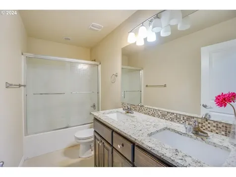 6003 Ne 57th Avenue Vancouver WA 98661