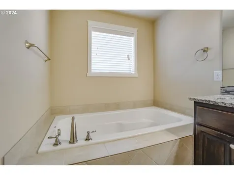 6003 Ne 57th Avenue Vancouver WA 98661