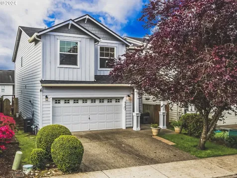 5582 L Street Washougal WA 98671