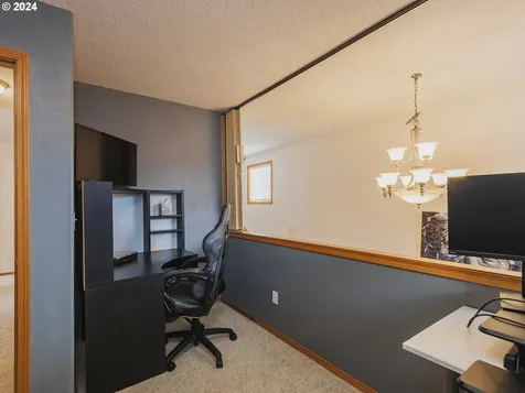 5582 L Street Washougal WA 98671