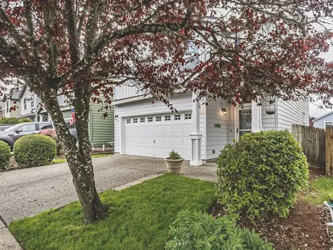 5582 L Street Washougal WA 98671