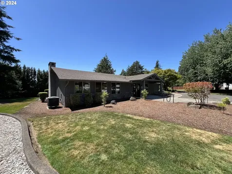 5582 L Street Washougal WA 98671