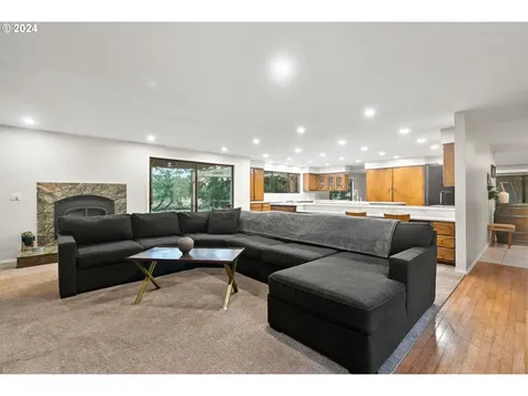 17581 S Carus Road Beavercreek OR 97004