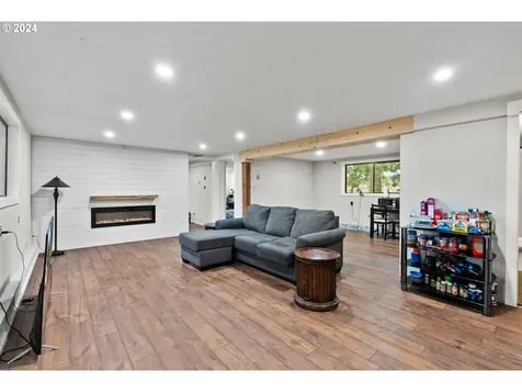 17581 S Carus Road Beavercreek OR 97004
