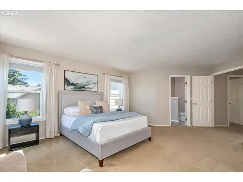 1916 Ne 158th Avenue Vancouver WA 98684