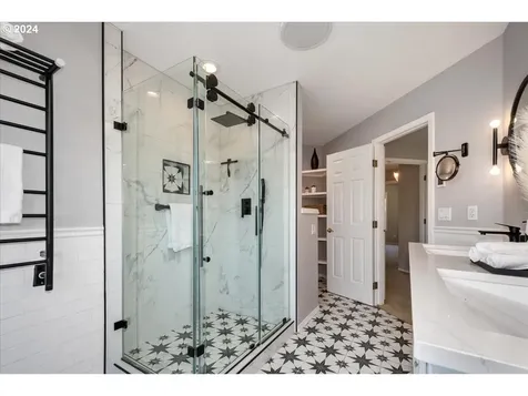 1916 Ne 158th Avenue Vancouver WA 98684