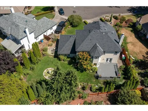 1916 Ne 158th Avenue Vancouver WA 98684