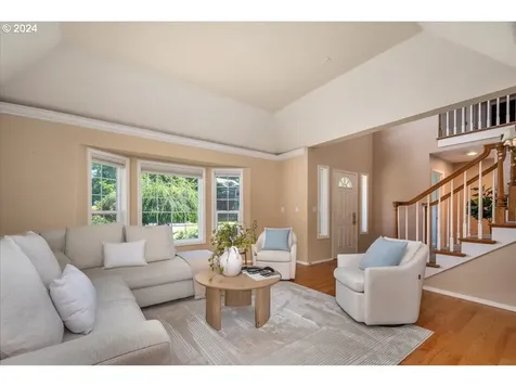1916 Ne 158th Avenue Vancouver WA 98684