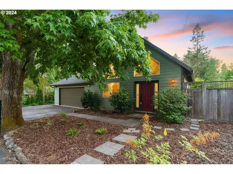 7845 Sw 25th Avenue Portland OR 97219