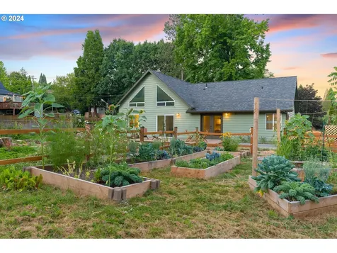 7845 Sw 25th Avenue Portland OR 97219