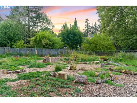 7845 Sw 25th Avenue Portland OR 97219