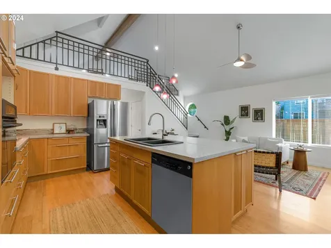 7845 Sw 25th Avenue Portland OR 97219