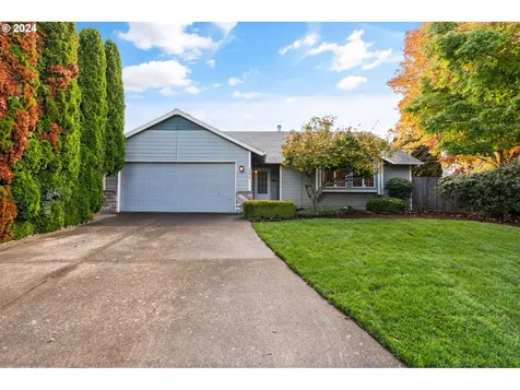 2592 Jamestown Street Woodburn OR 97071
