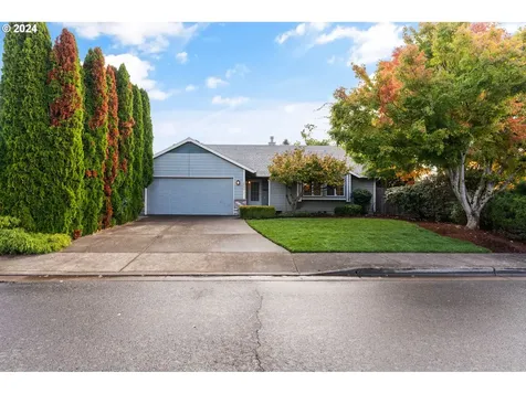 2592 Jamestown Street Woodburn OR 97071