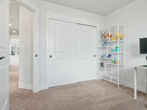 10222 NW 292nd Avenue North Plains OR 97133