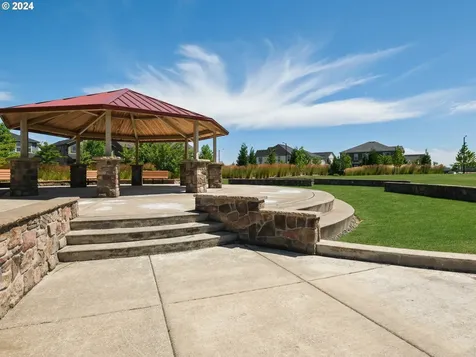 10222 NW 292nd Avenue North Plains OR 97133