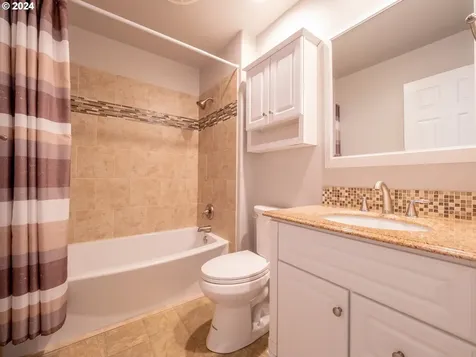 3752 Nw 32nd Avenue Camas WA 98607