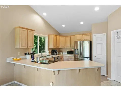 33373 Sw Sequoia Street Scappoose OR 97056
