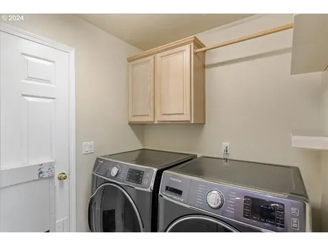 33373 Sw Sequoia Street Scappoose OR 97056