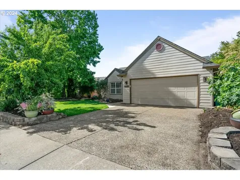 33373 Sw Sequoia Street Scappoose OR 97056