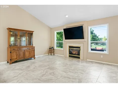 33373 Sw Sequoia Street Scappoose OR 97056