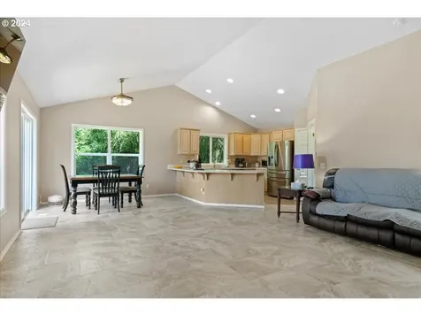 33373 Sw Sequoia Street Scappoose OR 97056