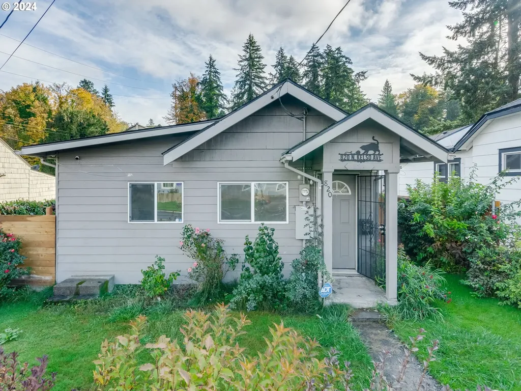 820 N Kelso Avenue Kelso WA 98626