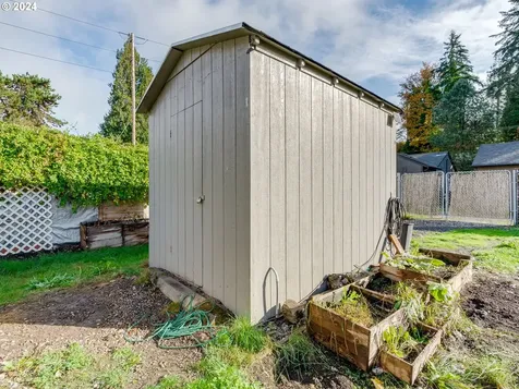 820 N Kelso Avenue Kelso WA 98626