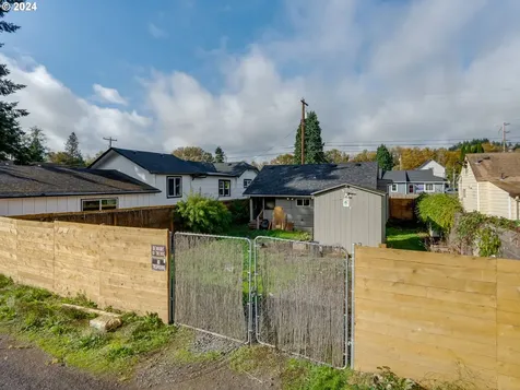 820 N Kelso Avenue Kelso WA 98626