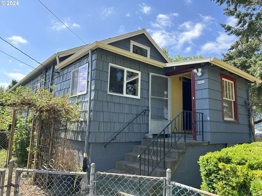 6900 N Roberts Avenue Portland OR 97203