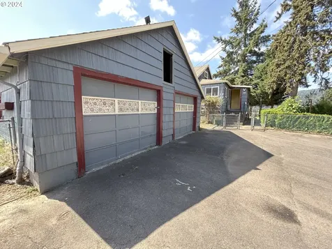 6900 N Roberts Avenue Portland OR 97203
